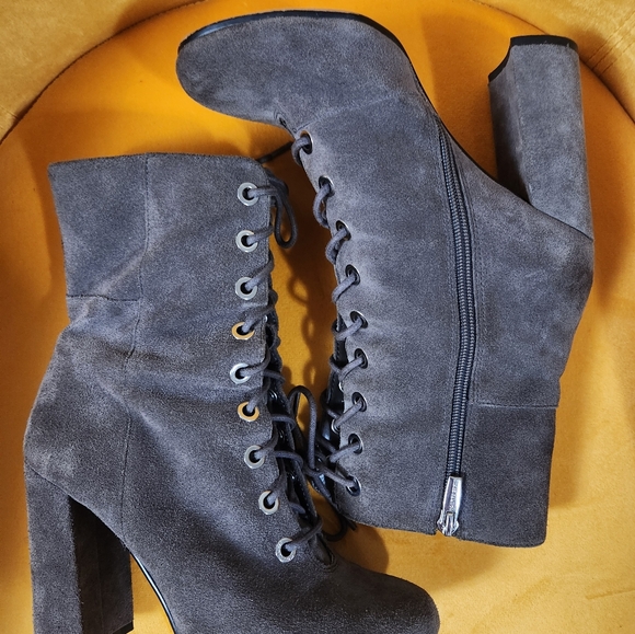 Vince Camuto Booties - Picture 3 of 5